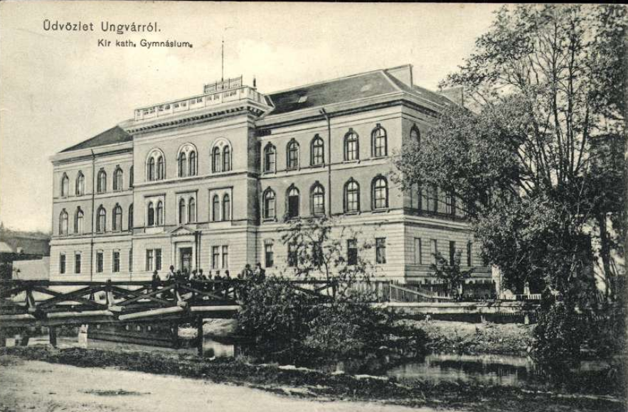 1. Ужгородська гімназія. Uzhhorod Gymnasium