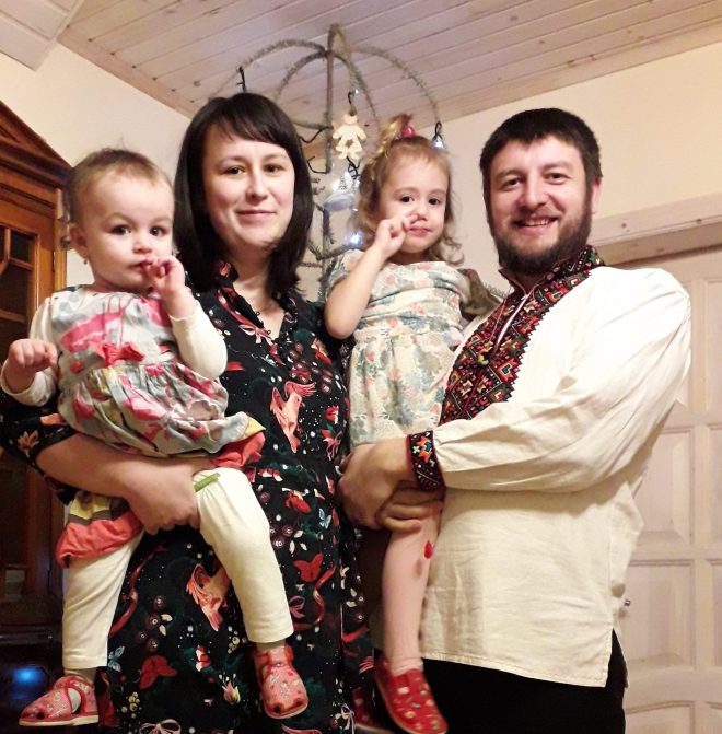 Отець Олег Григорик з дружиною Терезою і дітьми